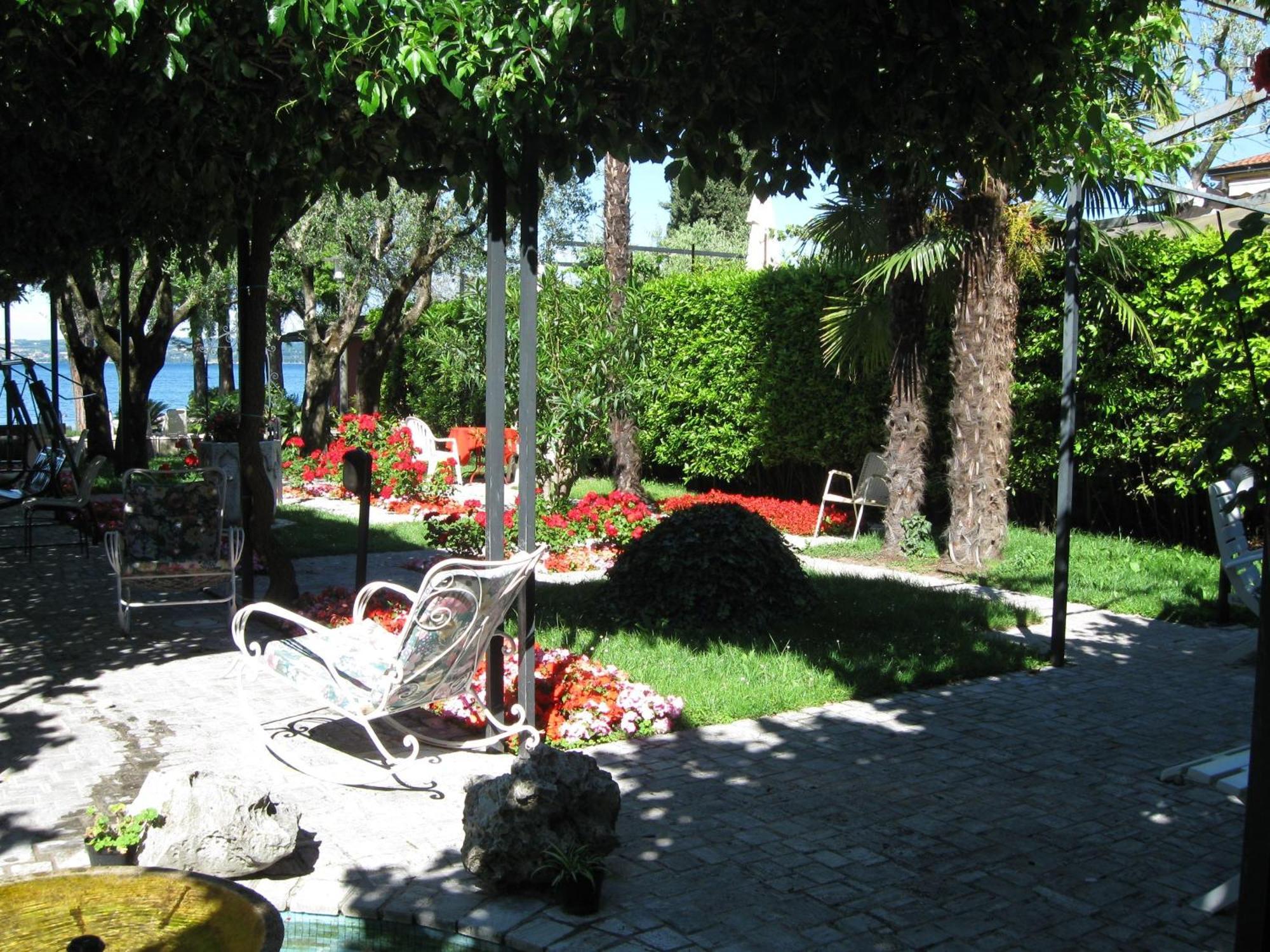 Hotel Giardino Sirmione Zewnętrze zdjęcie